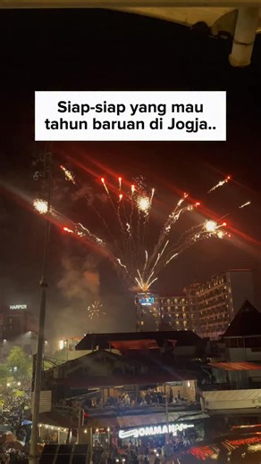 Pemerintah Kota Yogyakarta on Instagram: "Menyambut tahun baru 2026 dengan suasana yang lebih tenang dan penuh makna. Mari saling berbagi pandangan dengan tertib dan santun. ❤️‍🔥 #pemkotjogja #tahunbaru #jogja #jogjaistimewa #yogyakarta"