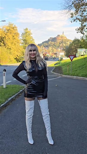 Granate Vienna on Instagram: "Please visit me patreon.com/granatevienna and onlyfans.com/granate"