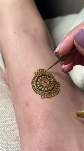Mehndi design for feet #mehndi #henna #hennadesign