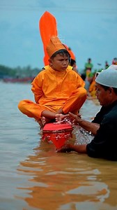 4.7M views · 49K reactions | Magical Racing Boat Aura Farming Pacu Jalur ‍♂️ #pacujalur #culture #indonesia | Alves Pangean | Facebook