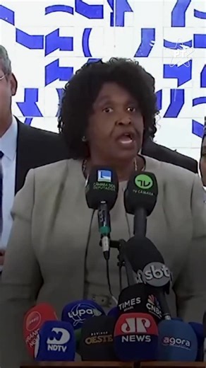 1.2M views · 44K reactions | Deputada federal pelo RJ, Benedita da Silva, criticou o governador Cláudio Castro pela falta de planejamento e estratégia no combate ao crime organizado. Assista! | PT - Partido dos Trabalhadores | Facebook