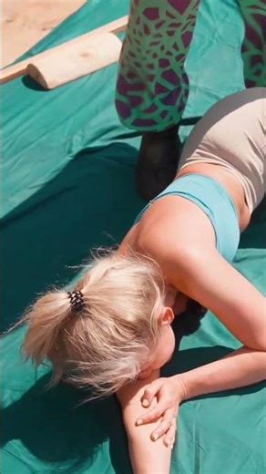 OUTDOOR THERAPY FLOW 💪 | FULL BODY STRETCH WITH VADIM & OKSANA