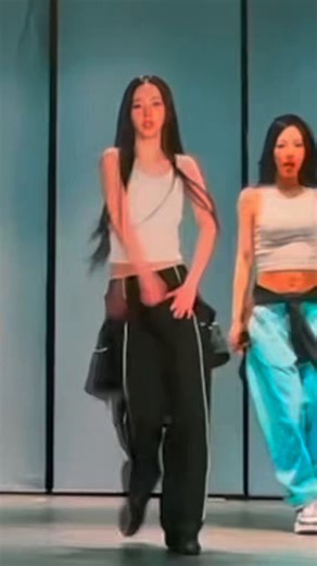 𝖒𝖆𝖘𝖙𝖊𝖗𝖒𝖎𝖓𝖉 (@sp1derinae) on X