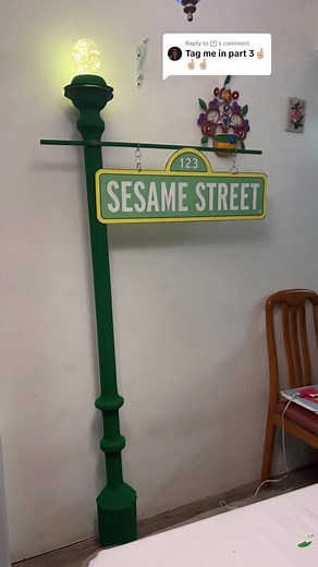 DIY Sesame Street Lamp Post for Baby Showers