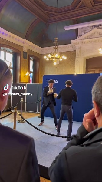 Démo de boxe : Confort et honneur avec la mairie