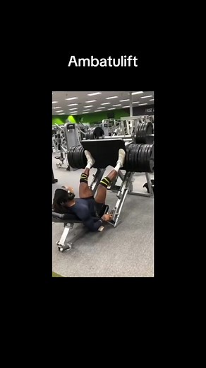 gettin those gains 💪💪 #dreamybull #ambatukam #fyp #wholesome #ohmygod