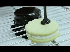 Coating in chocolate