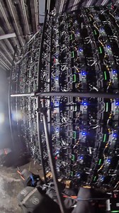 3.2K views · 77 reactions | A quick walk around the ROE Visual BP2 LED video wall for the virtual production stage setup at GUM Studios! #4Wall (Silver Spoon Animation) | 4Wall Entertainment | Facebook