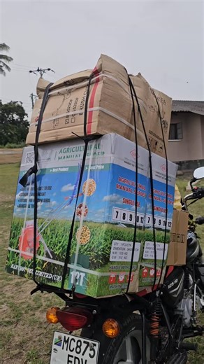 TUNAUZA MASHINE YA KITAILI KUPANDIA MBEGU | Manual Hand propelled Wheel-rolling Corn Peanut Soybean Seeder Multifunctional Precision Seeder Planter Fertilizer Spreader Call/Text/WhatsApp: 255 712 25 31 02 @joackcompany @kilimo_tz @mifugo_tz @afyakiganjani @joackagrovet @joackanimalclinic Muda wetu wa kazi ni saa 1 Asubuhi hadi saa 5 Usiku (7:00am - 11:00pm). Ofisi zetu zipo Tegeta Wazohill-Dar es salaam na Bagamoyo Manual Hand propelled Wheel-rolling planter hii ni mashine yenye kitaili ambayo i