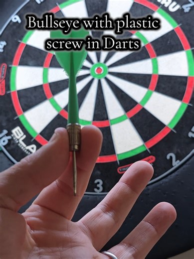 Bullseye with the plastic Darts 🎯 #bullseye
