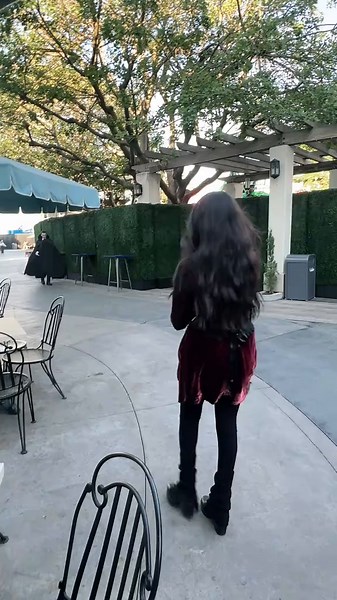 Universal Studios Birthday Celebration with Dracula | Hollywood Horror Theme Park