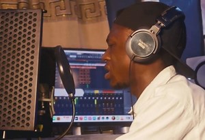 49 reactions · 26 comments | kutana na iyi tuna vumiliya cover lee man Jimmy from leebon rappers song original tuna vumiliya tu by Nova Kimende OG | Jimmy Lee Kabonga | Facebook