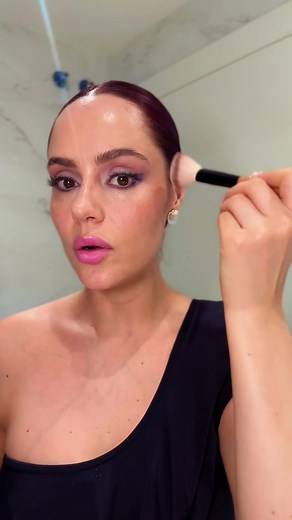 Maquillaje con Azules: Tutorial de Ojos Deslumbrantes