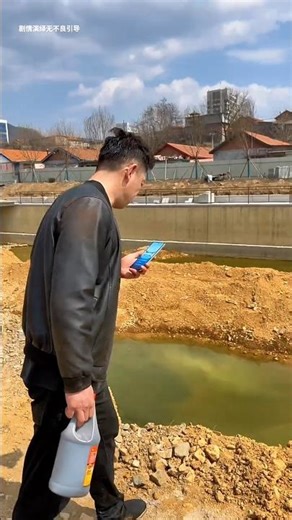 This delivery boy took the water route