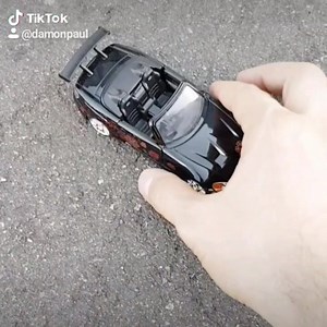 My Johnny Tran's Honda S2000 vs. 1:32 from Jada Toys Follow me on TikTok tiktok.com/@damonpaul | The Fast and the Furious VW Jetta & Honda S2000 by Damon Paul