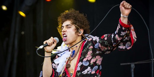 Josh Kiszka's age, height, ethnicity, gay, net worth, Wiki Bio - Biography Tribune