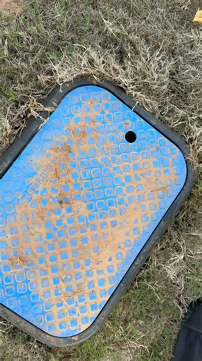 Detect and Inspect LLC on Instagram: "👀 There it was! Meter box opened… meter found… Reading it? That’s another story 😅 If it can’t be accessed, it can’t do its job. Time to get it fixed! 🕵🏼‍♂️ Tim Hastings • InterNACHI® Licensed ⚙️ Detect & Inspect • East Texas #ThereItWas #HomeInspector #TexasHomes #InspectionFinds #ElectricalSafety #HouseHack"