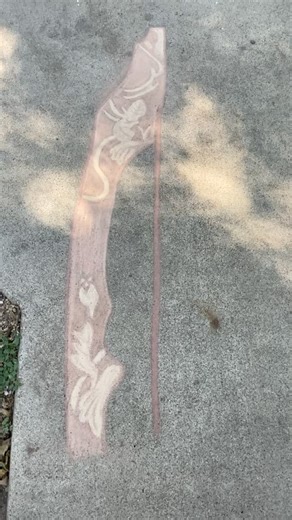 Legolas Bow from Lord of the Rings #chalkart #drawingprocess