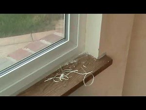How to Remove Old Caulking From Around Window