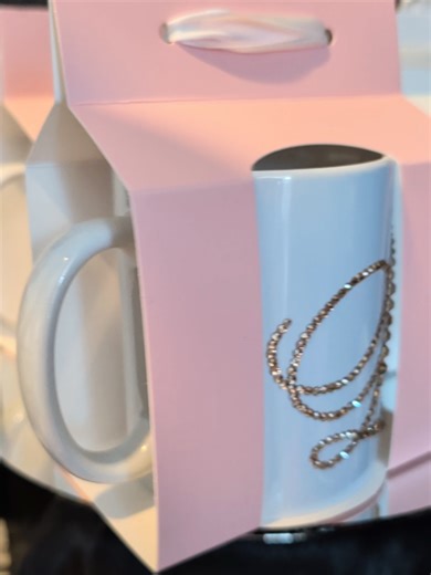 Sparkling Rhinestone Mugs: Unique Gift Ideas