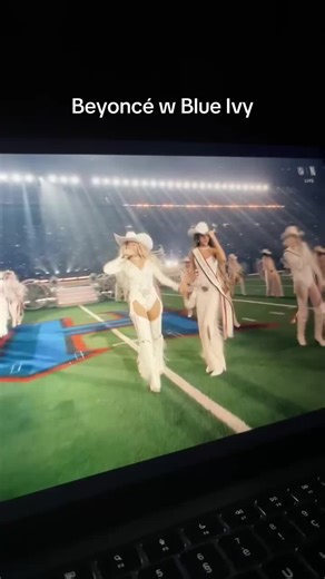 Beyoncé and Blue Ivy's Memorable SNL Appearance