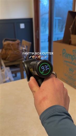 Essential Fanttik Box Cutter for Package Management
