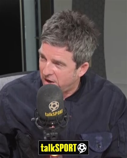 Noel Gallagher reveals all the latest on a potential Oasis reunion! 😱 | talkSPORT
