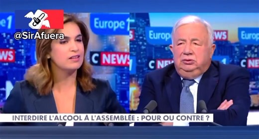 957K views · 13K reactions | ♦️ Mais voyez ça ! Gérard Larcher s’énerve tout rouge quand on lui suggère de supprimer la buvette avec alcool à l’Assemblée nationale et au Sénat ! (cf vidéo ⤵️) Pas touche à la cantine 3 étoiles ! Pas touche à la buvette ! Pas touche au régime spécial de retraite des sénateurs ! Pas touche à leurs privilèges ! 臘‍♂️ Pourtant rien n’est anodin là-dedans contrairement à ce qu’il dit… | Florian Philippot | Facebook