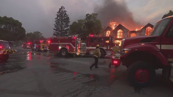 President Biden issues disaster declaration for Los Angeles wildfires