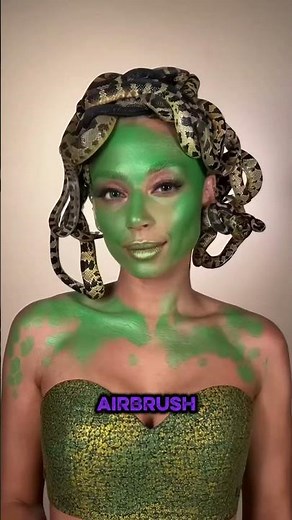 Medusa Makeup Tutorial With REAL Snakes?! 😳🐍 #shorts