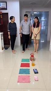 My wife is too afraid of the cold😂 #virals #reelsfbpage #funnyclips #clips #funnyposts #memes | Fleur Schouten