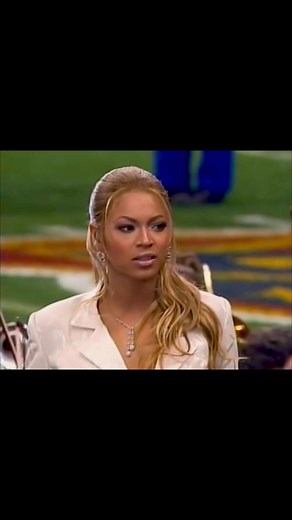 Beyoncé Live Performance of The Star-Spangled Banner at Super Bowl 2004