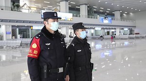 Chine : un bus scolaire percute des piétons, au moins 11 morts, dont des élèves