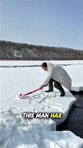 Help This Man in Danger 😱🚨