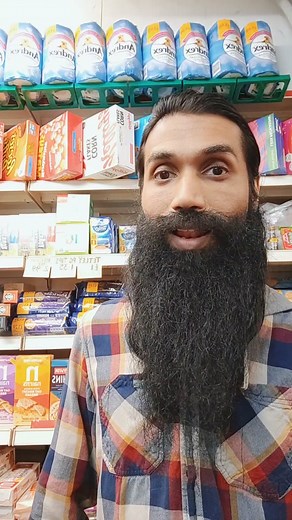 He was wearing a D-squared cap.... #shopping #shoplife #shopkeeper #dee #london #fyp #fypシ #dsquared2 #caps #wagwan #funny #weird #funnyvideos #viral #viralvideo #foryou #foryoupage