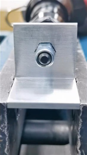 Rivet Nuts in Action: A Close-Up Look at Threaded Insert Functionality