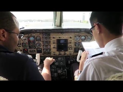 How to start a King Air 90 / PilotFreshtv