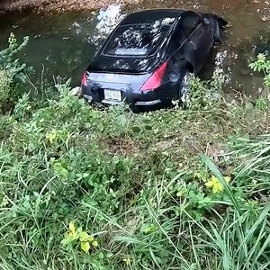 Nissan 350Z Pulled From the Creek!