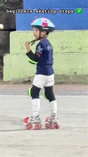 Beginners skating walk ✅ #skating#skateboard #roadskating #rollerblading#waveboard #shorts