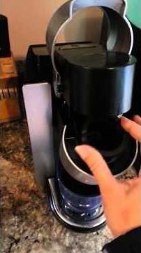 How to fix a blocked keurig coffee machine - keurig not brewing a full cup - cleaning the needle