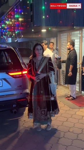 13K views · 42 reactions | Tabu spotted in Bandra, redefining timeless elegance!  #lifestyle #fashion #fblifestyle #bollywooddazzle | Bollywood Dazzle | Facebook