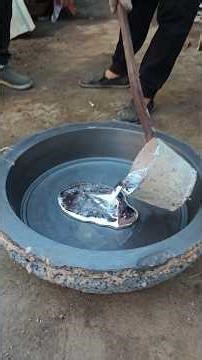 Die-cast aluminum pot using mold