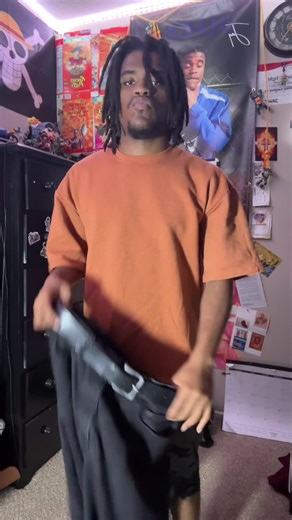 5 dollars mic btw #extinctj #fypシ #ootd #25