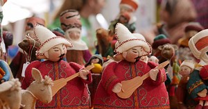 CRAFT IN AMERICA: Miniatures