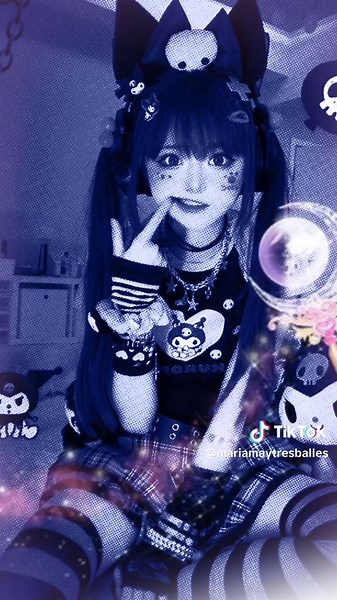 Colorful Anime-Inspired Cosplay Outfit Showcase