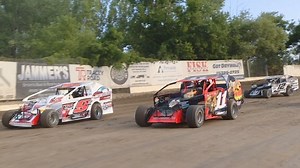 Brewerton Speedway hosts Friday night races through Labor Day weekend