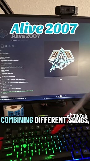 Daft Punk - Alive 2007: The Ultimate Live Electronic Album