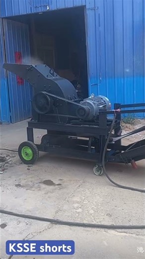 Mobile Hammer Crusher Magic! 🚀💥 Turn Rocks Into Sand Instantly #CrusherTech #MiniMachine