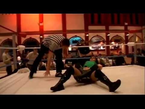 Sweet Saraya Vs Cheerleader Melissa Classic