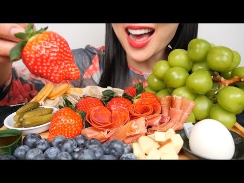 CHARCUTERIE BOARD (ASMR EATING SOUNDS) NO TALKING | SAS-ASMR